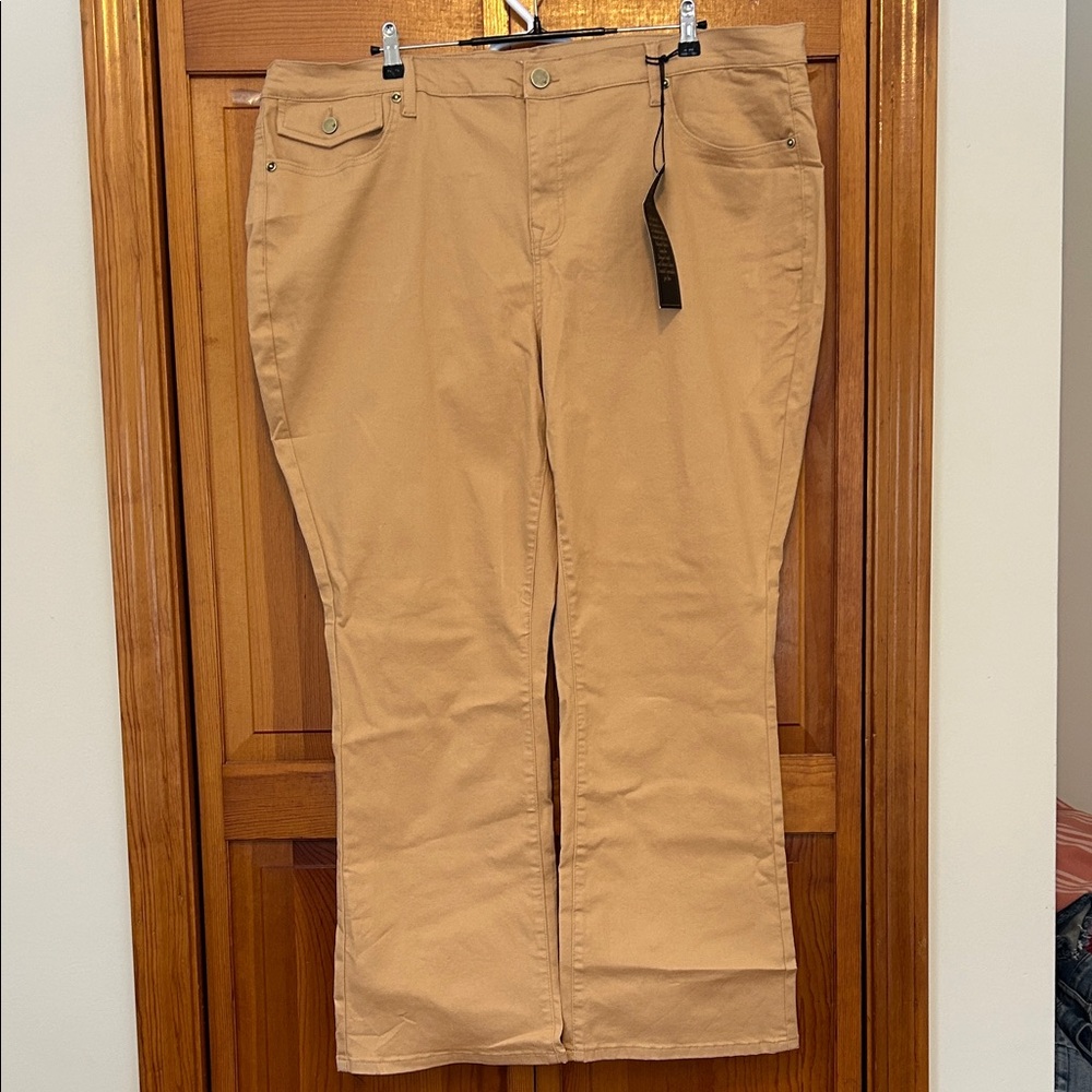 DG2 by Diane Gilman Tan TriFit Baby Bootcut Jeans Plus 22/24/26W New Stretch
